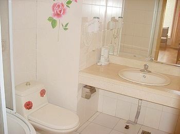 Bathroom - Beidaihe Yixin Garden Resort Tianjin workers' sanatorium No.1 Garden Villa