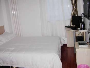 -- - Langfang Liyuan Family Business Express Hotel