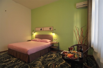  - Huayu Express Hotel  