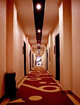 Corridor - 9 Ju Holiday Hotel (Hailar) - Hulun Buir