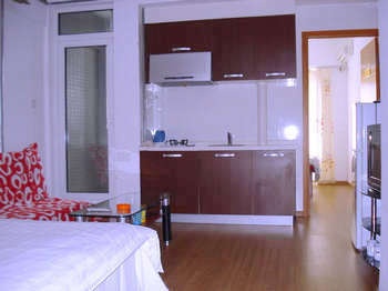 -- - Dalian Qicai Holiday Inn Baofa Golden Diamond