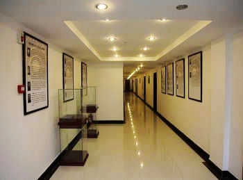 Corridor - people's Government of Shenyang City Business Hotel