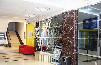 Lobby - 