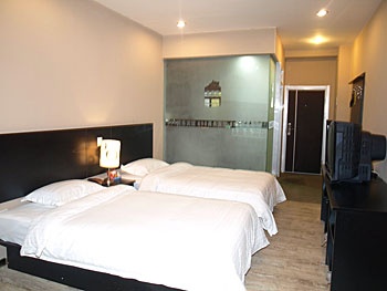 -- - Changchun 898 Business Hotel