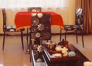  - Changchun Longtai Business Hotel