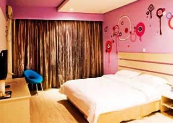 -- - Changchun Coloured glaze time Hotel Kaixuan Road