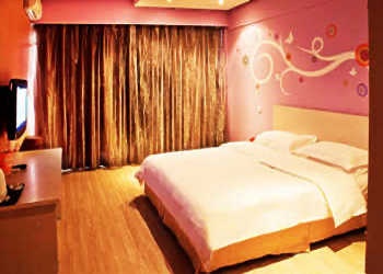 -- - Changchun Coloured glaze time Hotel Kaixuan Road