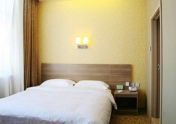 -- - Changchun Qiyue Express Hotel