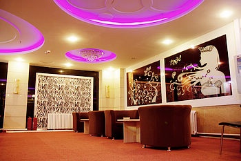 Lobby - 