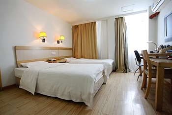  - Yatelan Business Hotel  