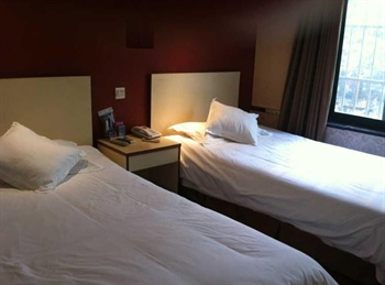  - Qing Mu Hotel(Nanjing Changjing Building)