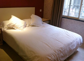  - Qing Mu Hotel(Nanjing Changjing Building)