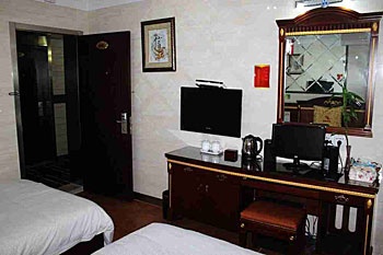 Guest Room - 