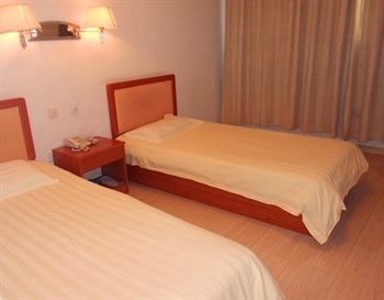  - Nanjing Dongbaolong Hotel