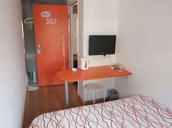 Guest Room - 