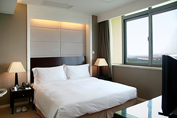 Executive  Room/1 Room - Somerset Emerald City Suzhou Hotel