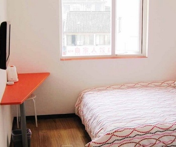 -- - Pod Inn Suzhou Shilu Center