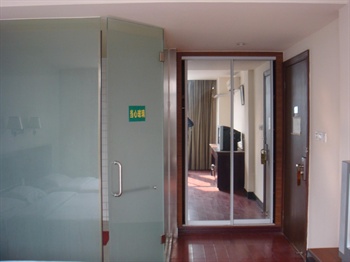  - Suzhou Milan Huating Hotel