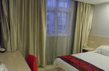 -- - Yangzhou Yizhijia Express Hotel