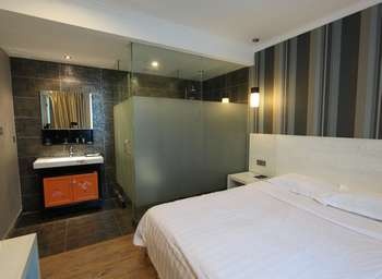 -- - Yangzhou Yilai hotel