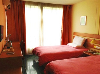  - Home Inn Wuxi County before West Yongding bridge