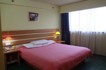  - Home Inns Hotel (Changshu move snow Mall Road Branch)