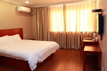  - GreenTree Inn Changshu Aotelaisi Business Hotel