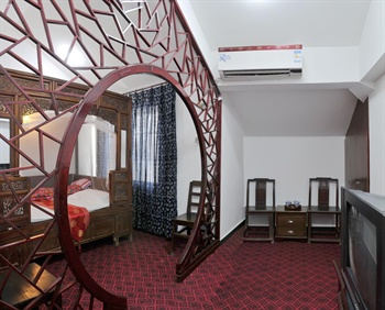  - Zhouzhuang Ancient Town Inn