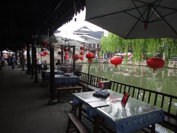  - Zhouzhuang Zhenhe Inn