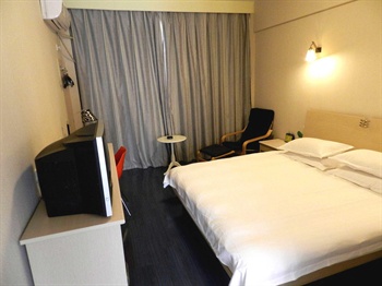  - Hangzhou Holiday Star Airport Hotel 