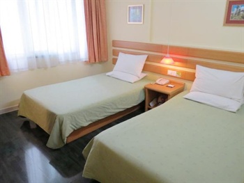  - Home Inn (Hangzhou Railway Station) 