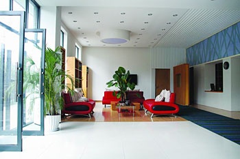 Lobby - 