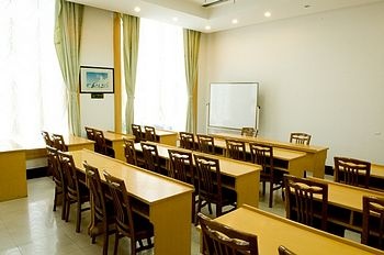 Junior Conference Room - 