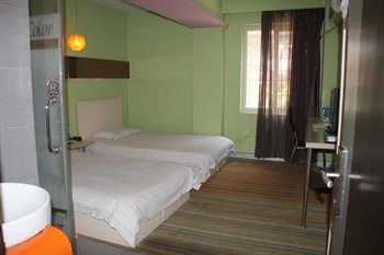  - Qicai Hotel