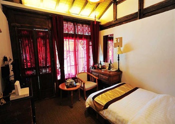  - Longfengju Inn- Lijiang