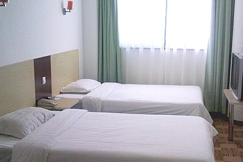 -- - Huaqiao Business Hotel Railway Station - Hefei