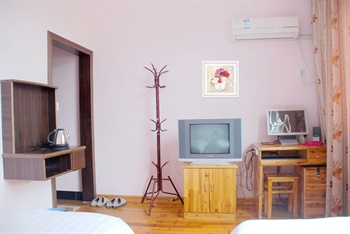  - Huangshan Shexian Town Farm Hotel