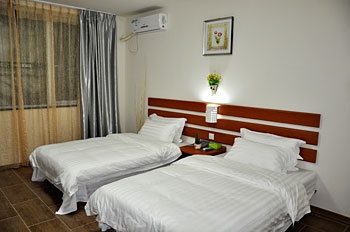 Standard Twin Room - YueTing Hotel - Xiamen