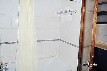 Bathroom - Vienna Apartment Hotel - Shenzhen