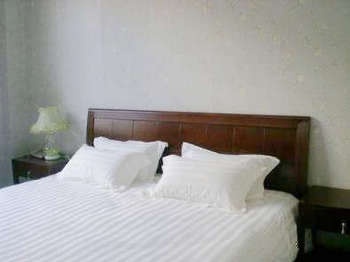 Deluxe King Room - Yijing Bay Holiday Hotel - Qingdao