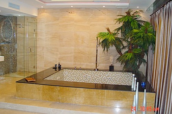 -- - Yayiju Business Hotel - Tsingtao