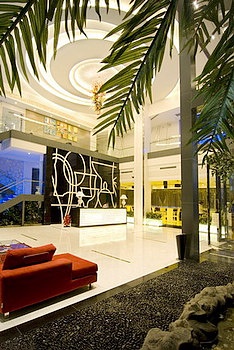 Lobby - Yayiju Business Hotel - Tsingtao