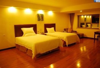  - GreenTree Inn QingDao Xiangjiang Road