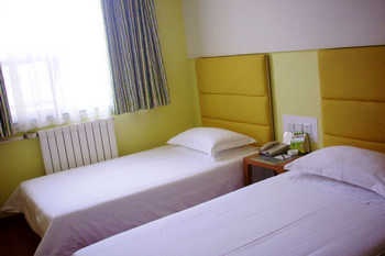 -- - Yizuo Jiayi Hotel Qianfoshan - Jinan