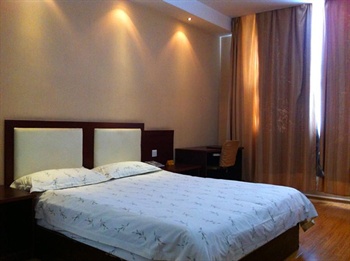  - Ji'nan Good Place Business Hotel