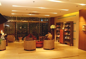 Lobby Lounge - 