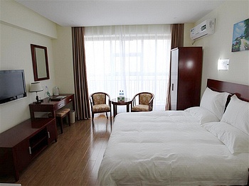 -- - GreenTree Inn Weihai Shichang Avenue