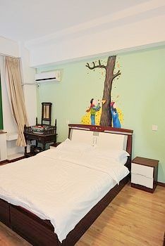 -- - Weihai Xiaoye Inn