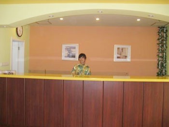 Reception Desk - Home Inns (Zibo Railway Station)