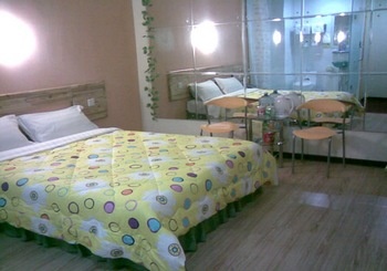 -- - Golden Lion 100 hotel Linyi Industrial Avenue